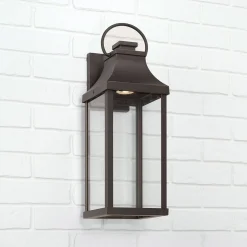 Aire Libre LED Outdoor Sconce - Medium