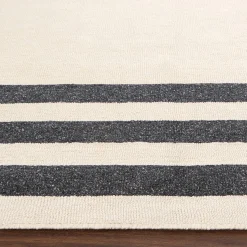 Angola Hand-Hooked Indoor/Outdoor Rug