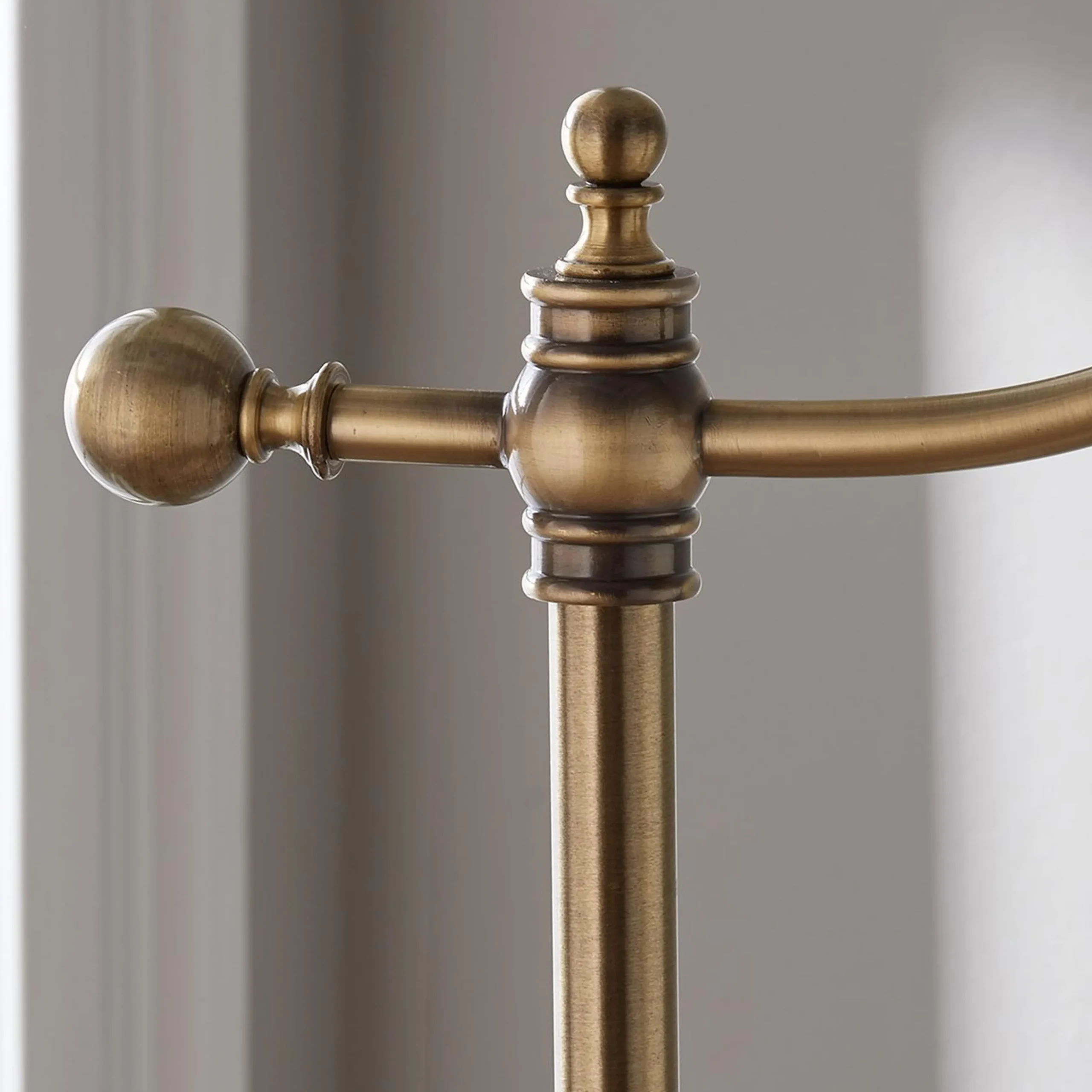 Arched Bridge Arm Adjustable Floor Lamp