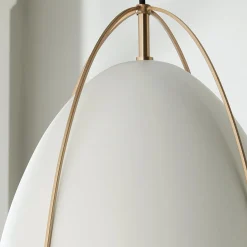 Bentlee Pendant - Medium