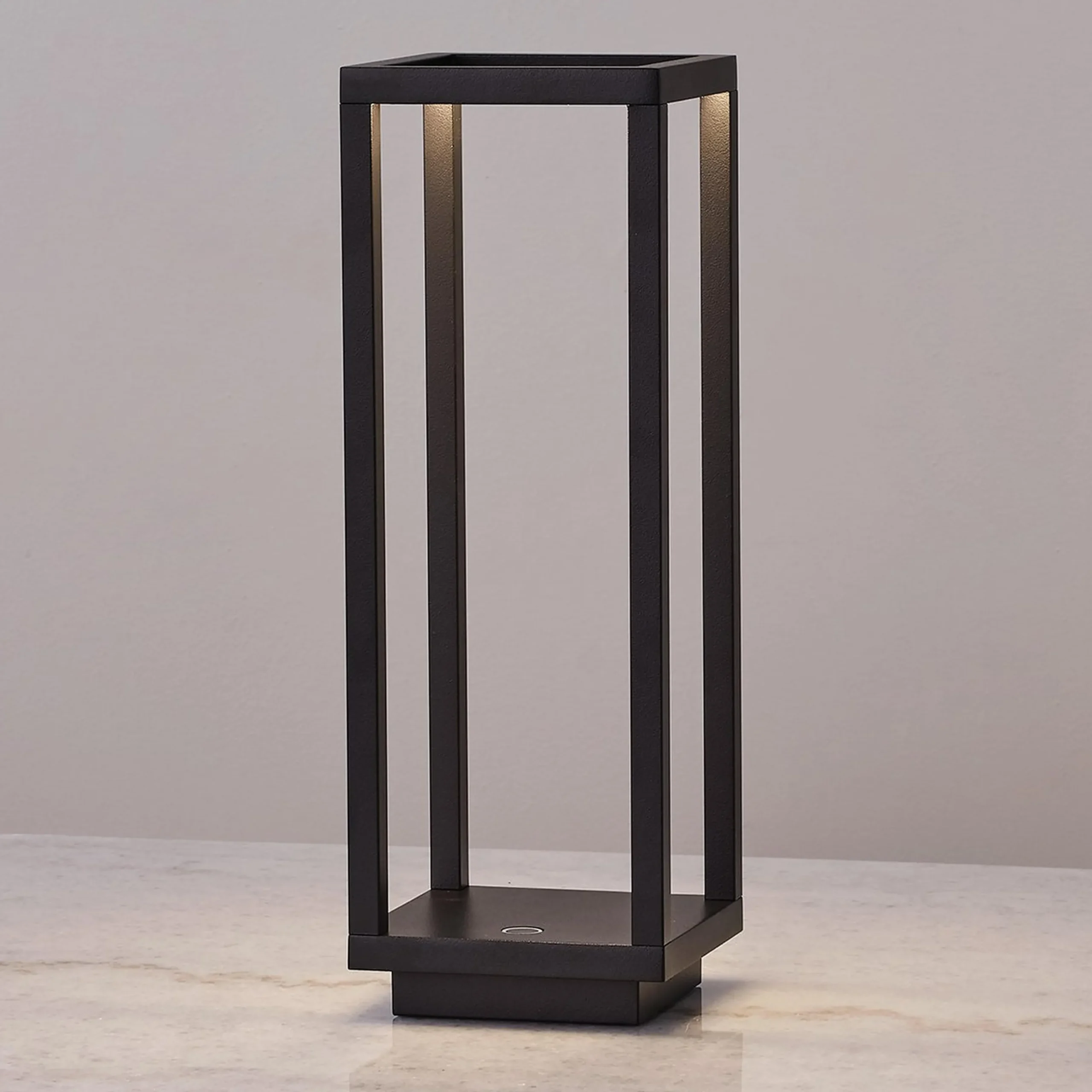 Charain Cordless Table Lamp