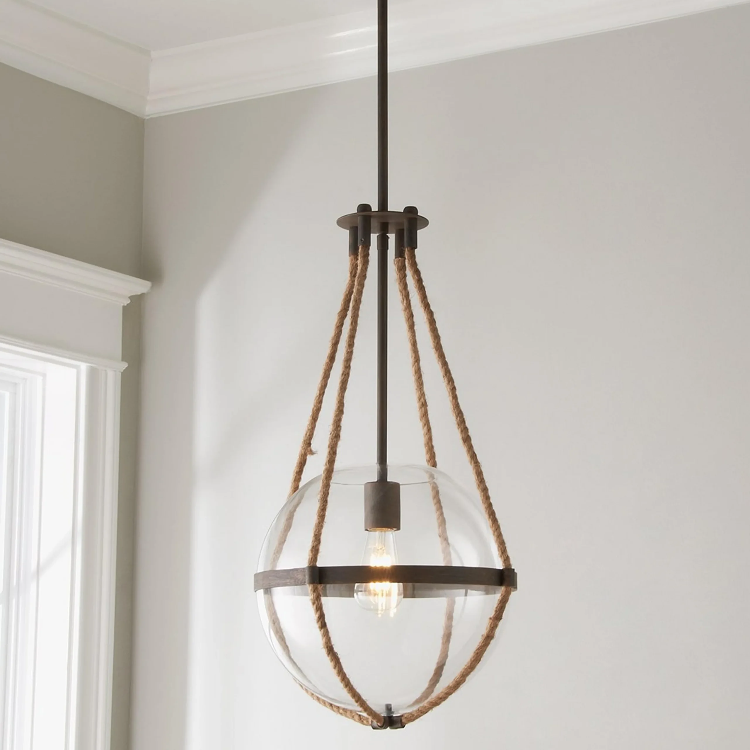Coastal Cottage Rope Globe Pendant