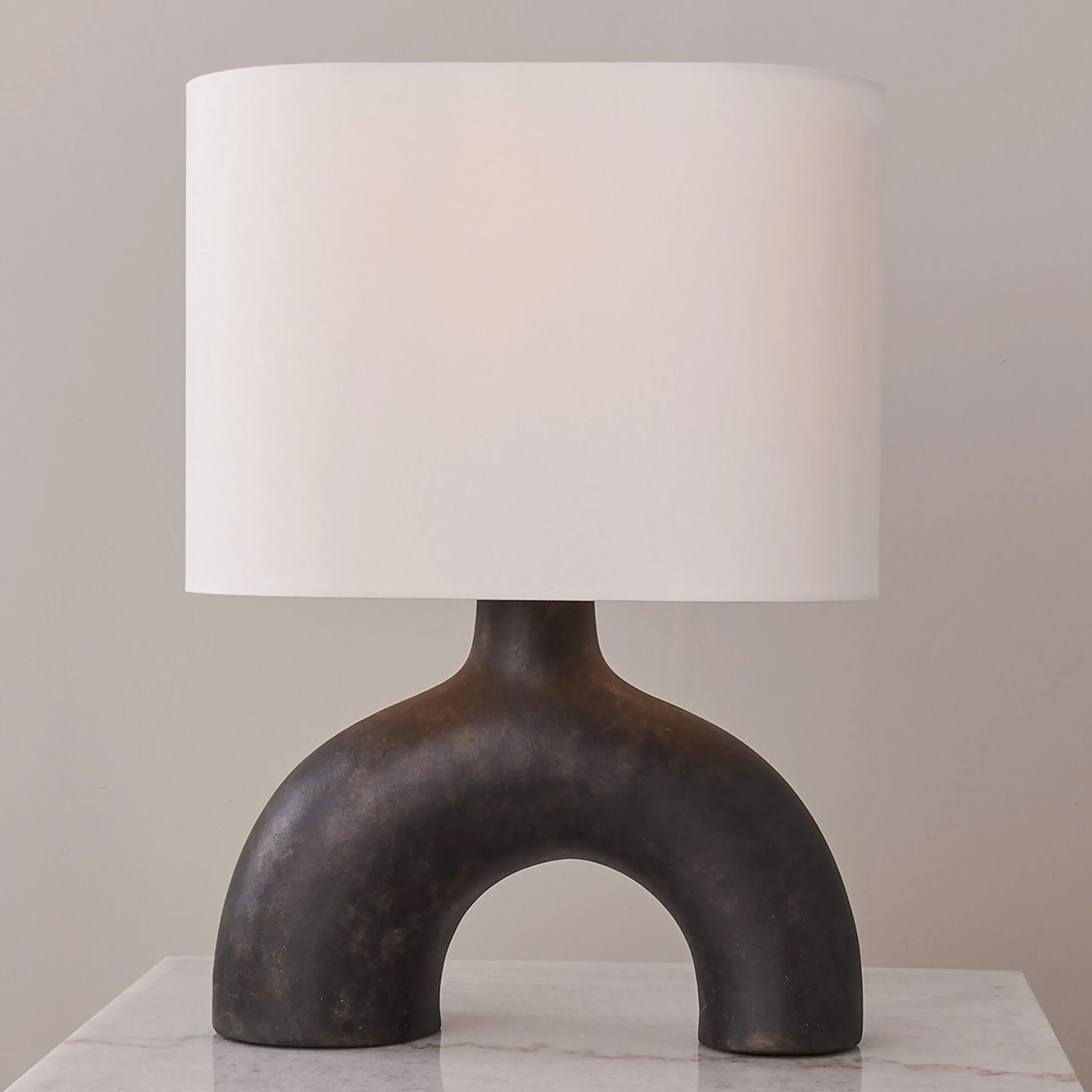 Dissolving Oval Table Lamp