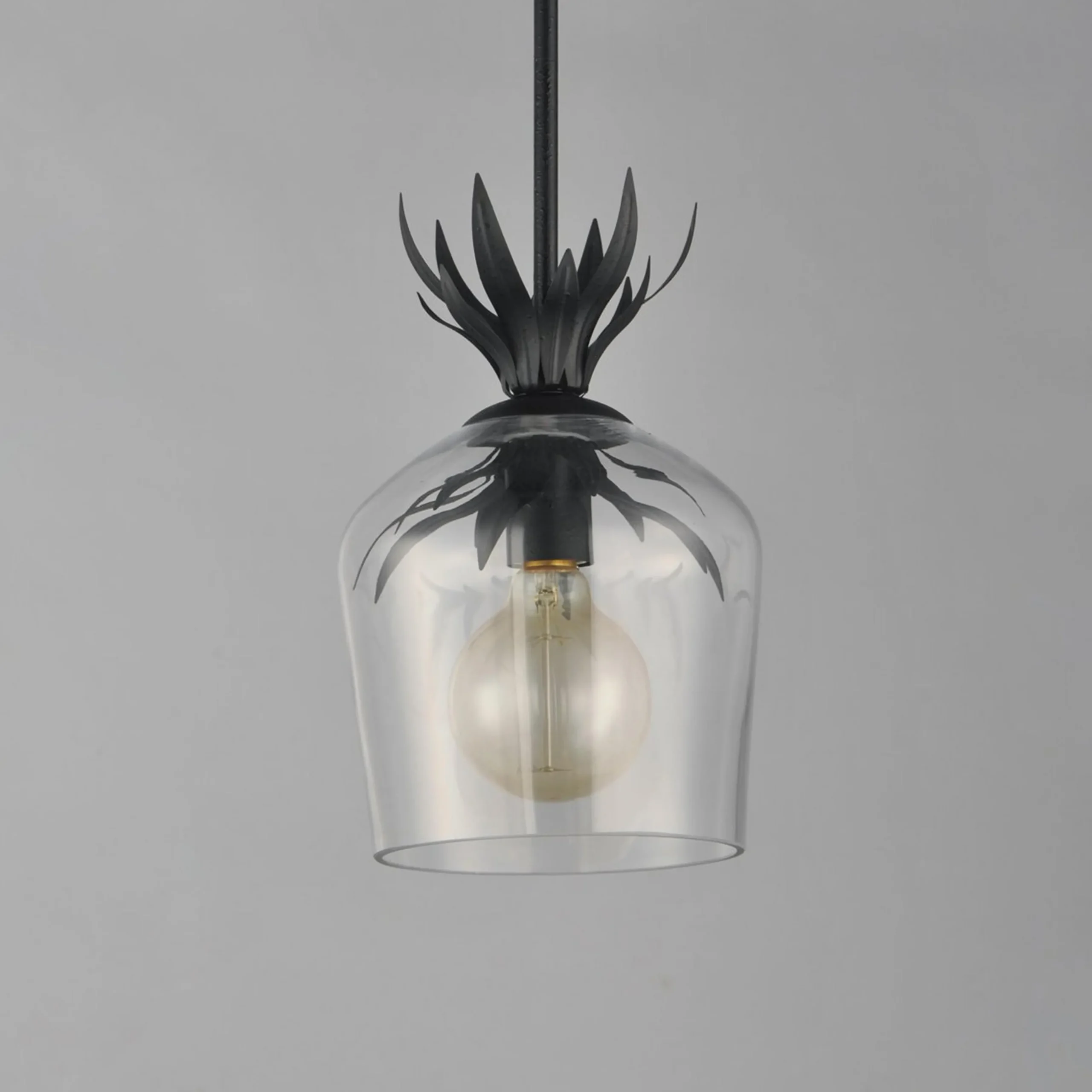 Eartha Pendant