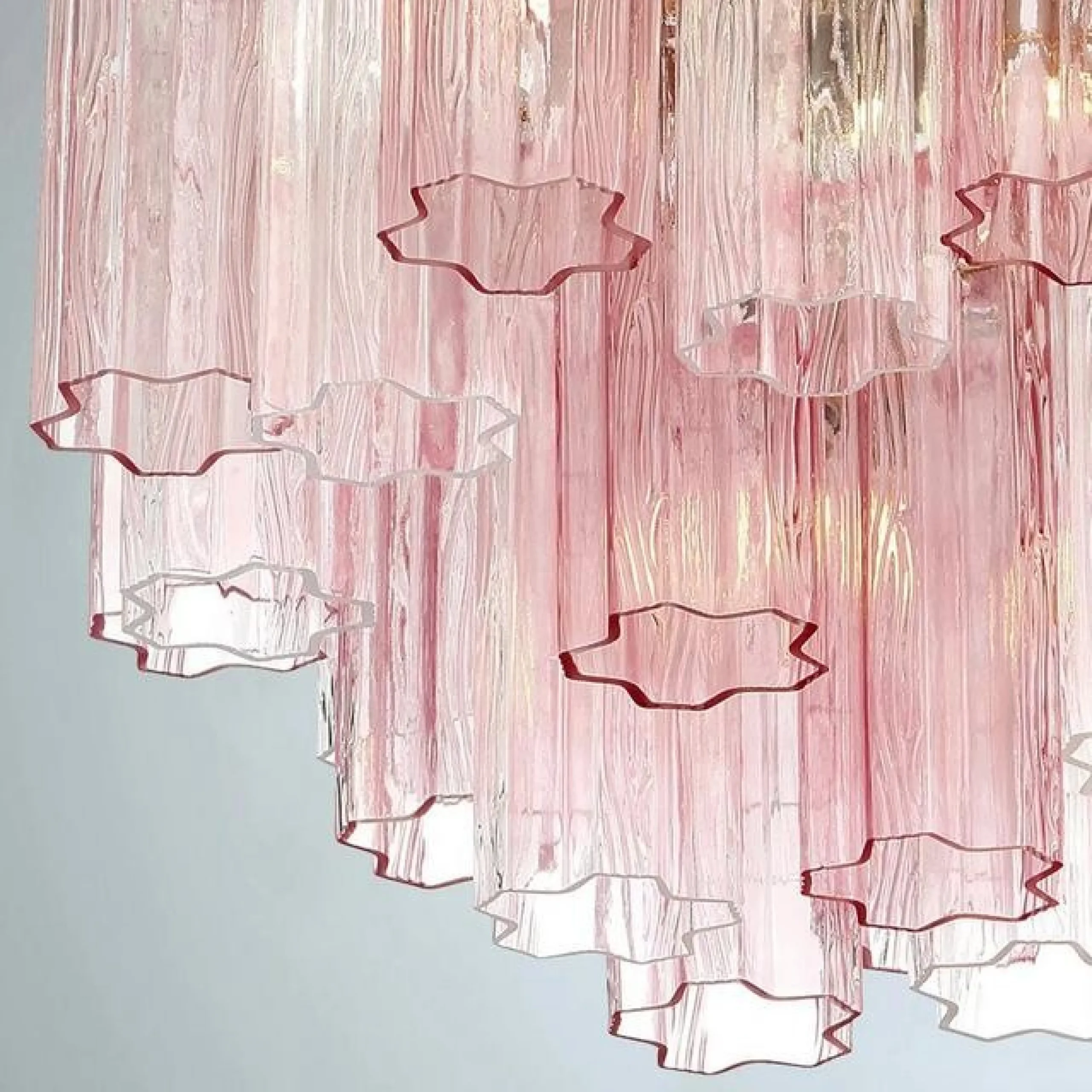 Imondo Chandelier - 4 Light - Pink