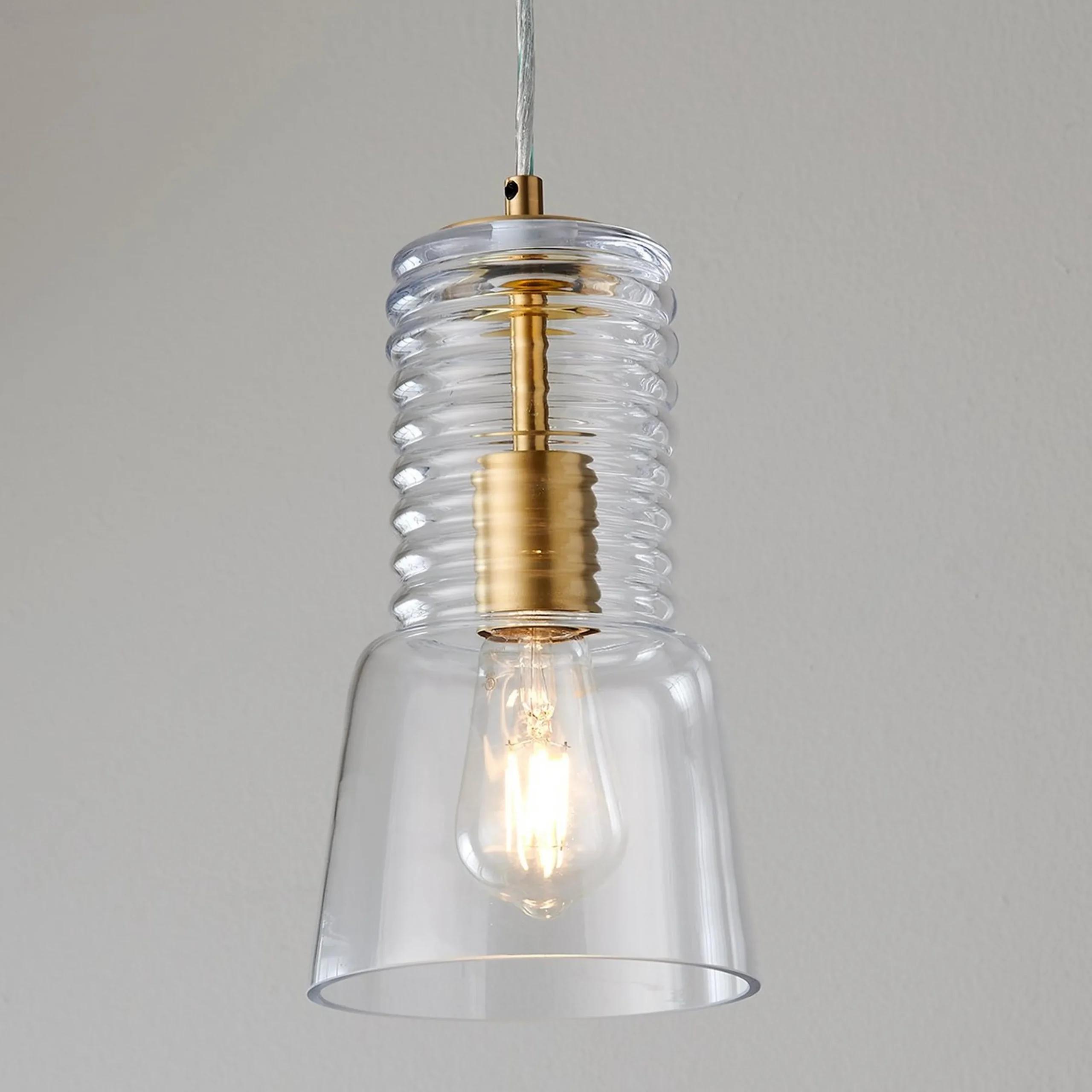 Isolant Pendant