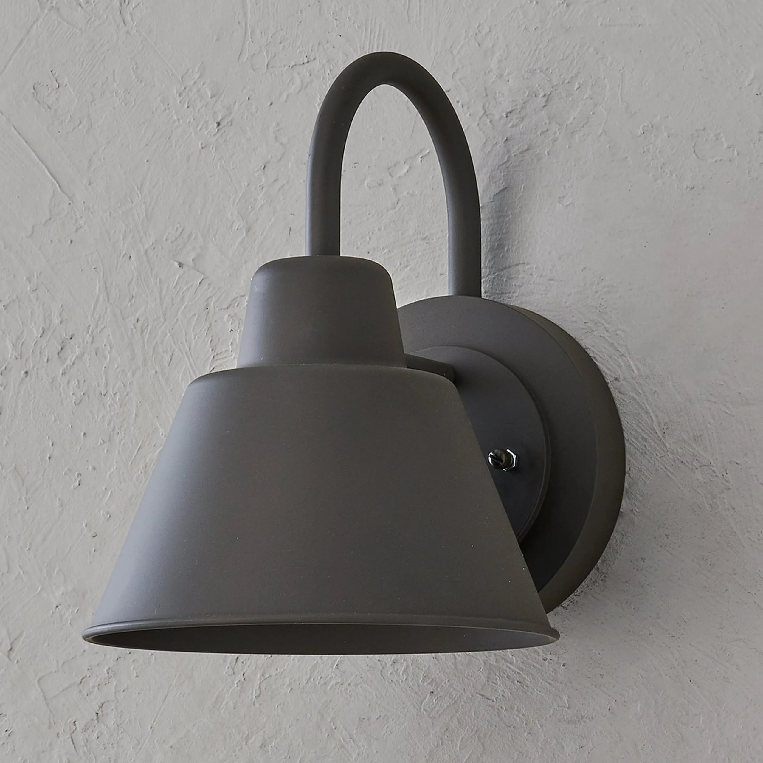 Jennings Outdoor Sconce