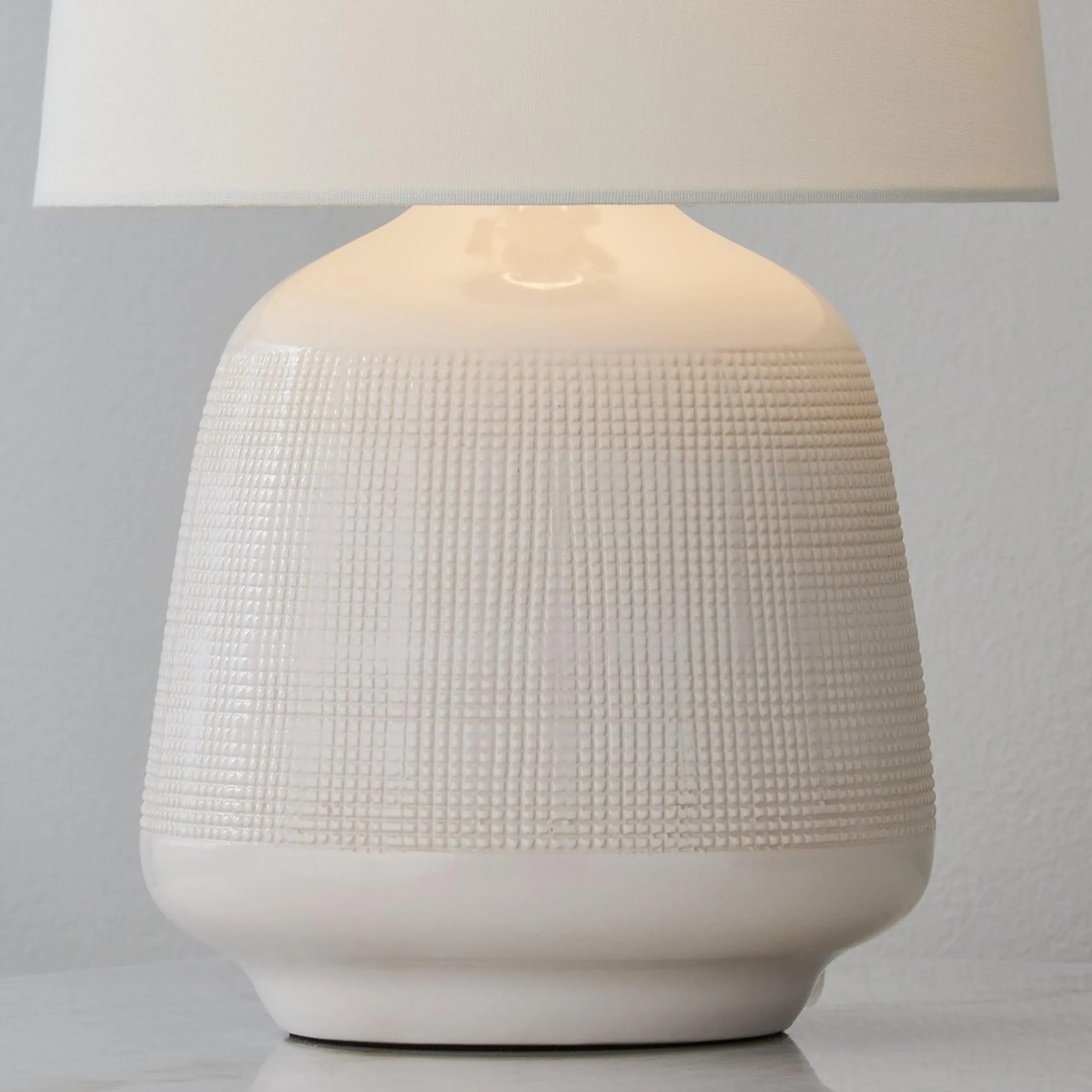 Lavajos Table Lamp