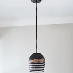 Linea Noire Pendant - Small