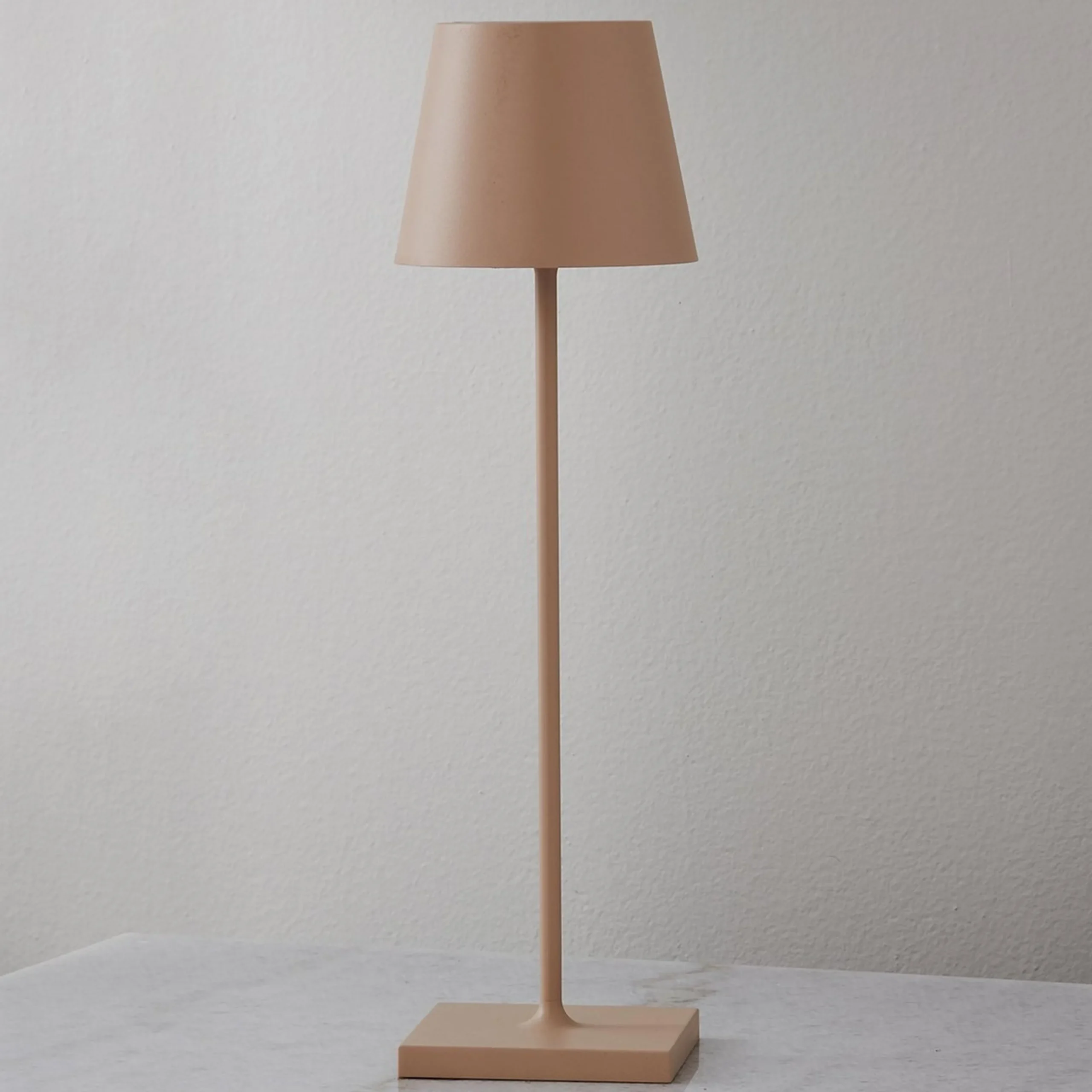 Lucy Cordless Table Lamp