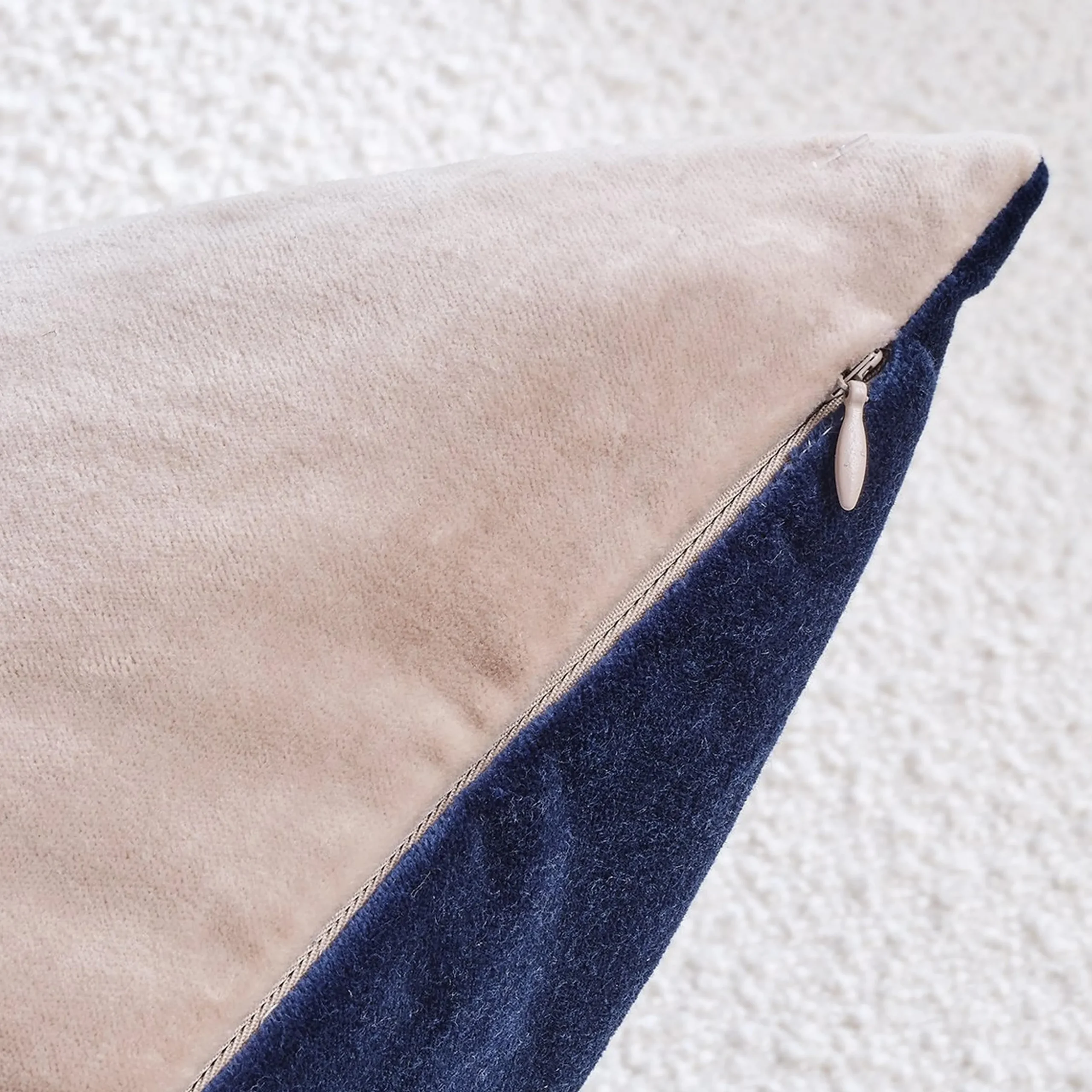 Medio Pillow