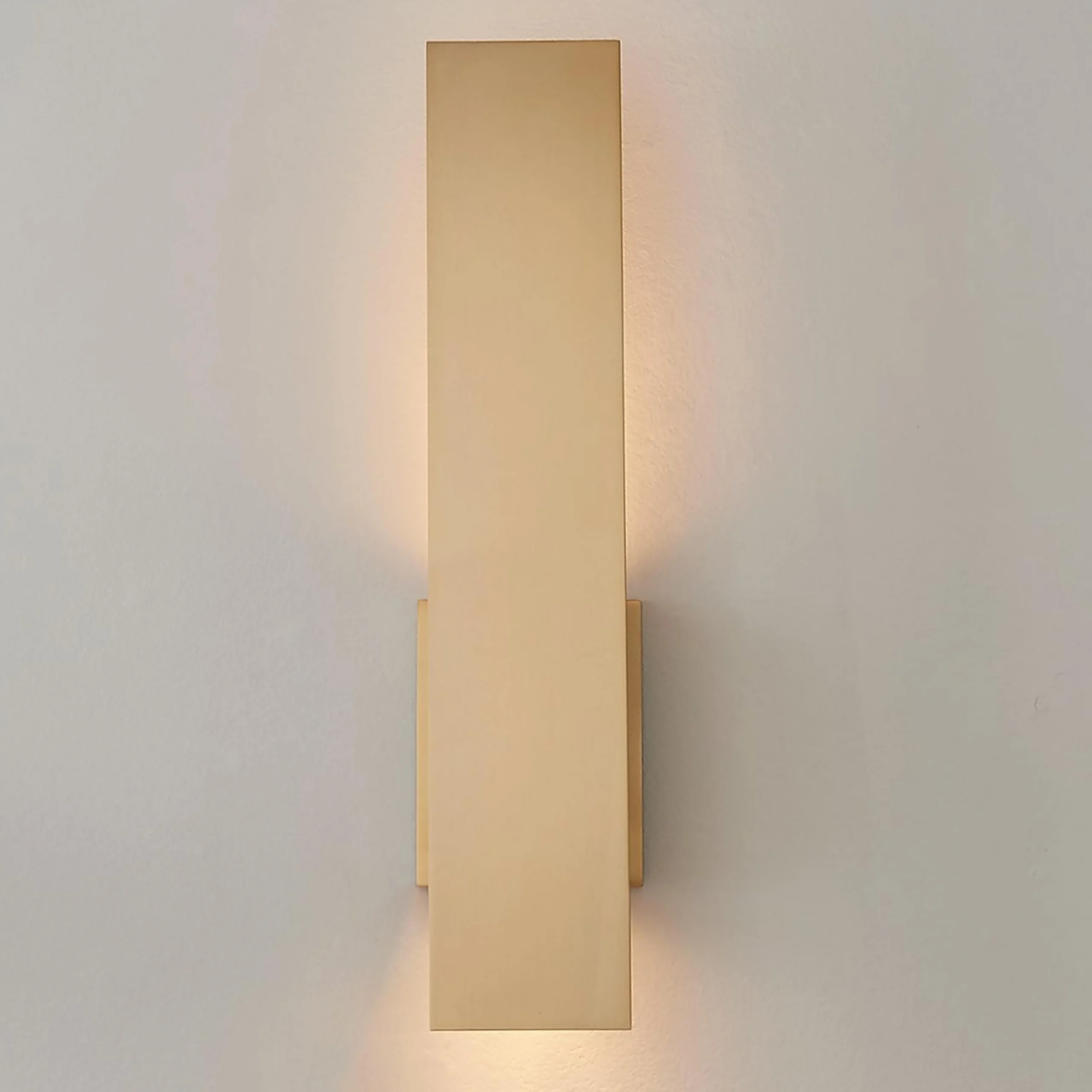 Modern Shielded Sconce