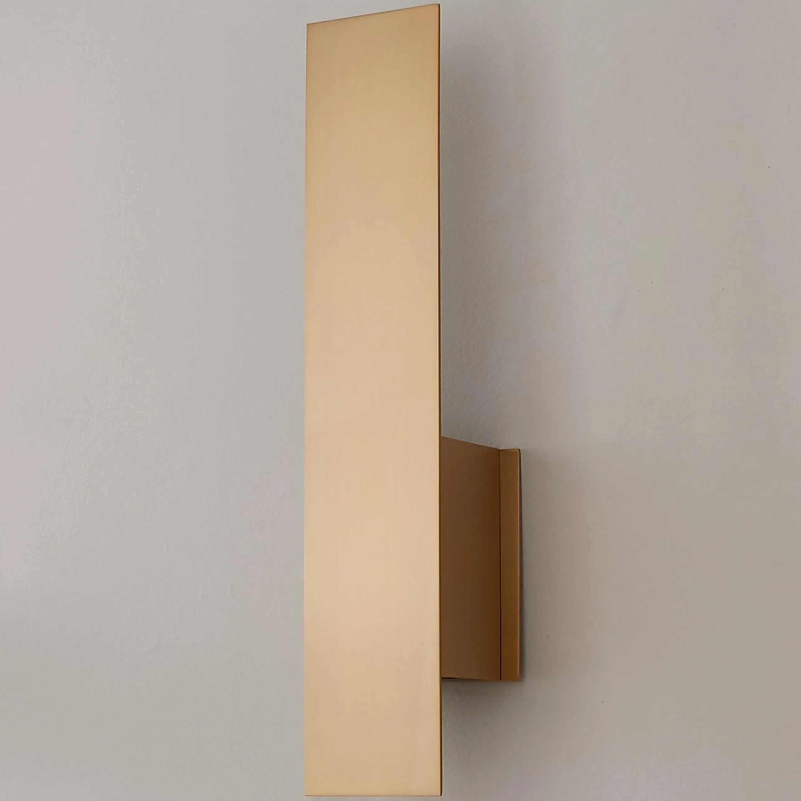 Modern Shielded Sconce