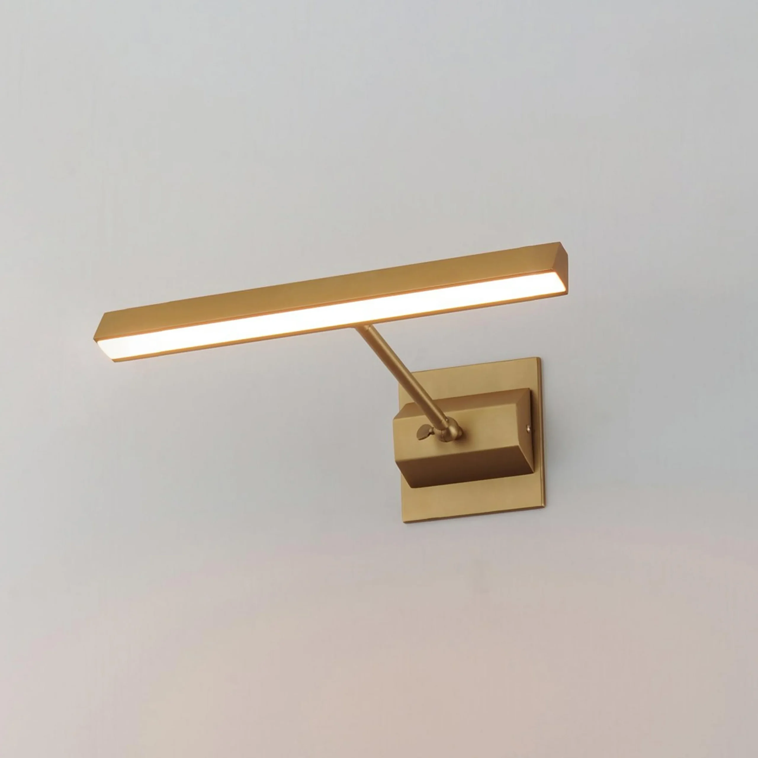 Myrina LED Picture Light - Medium