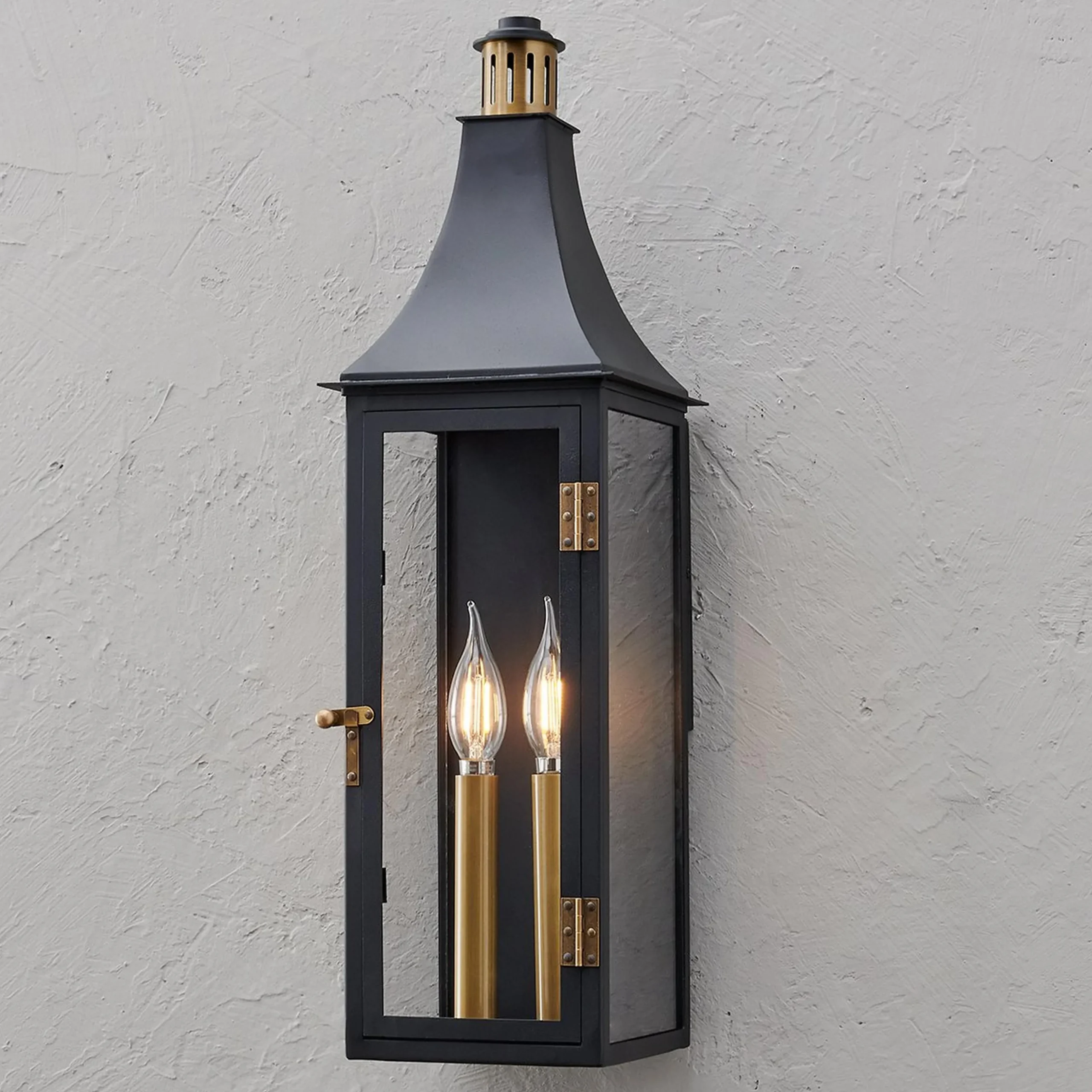 Pembroke Outdoor Sconce - Medium