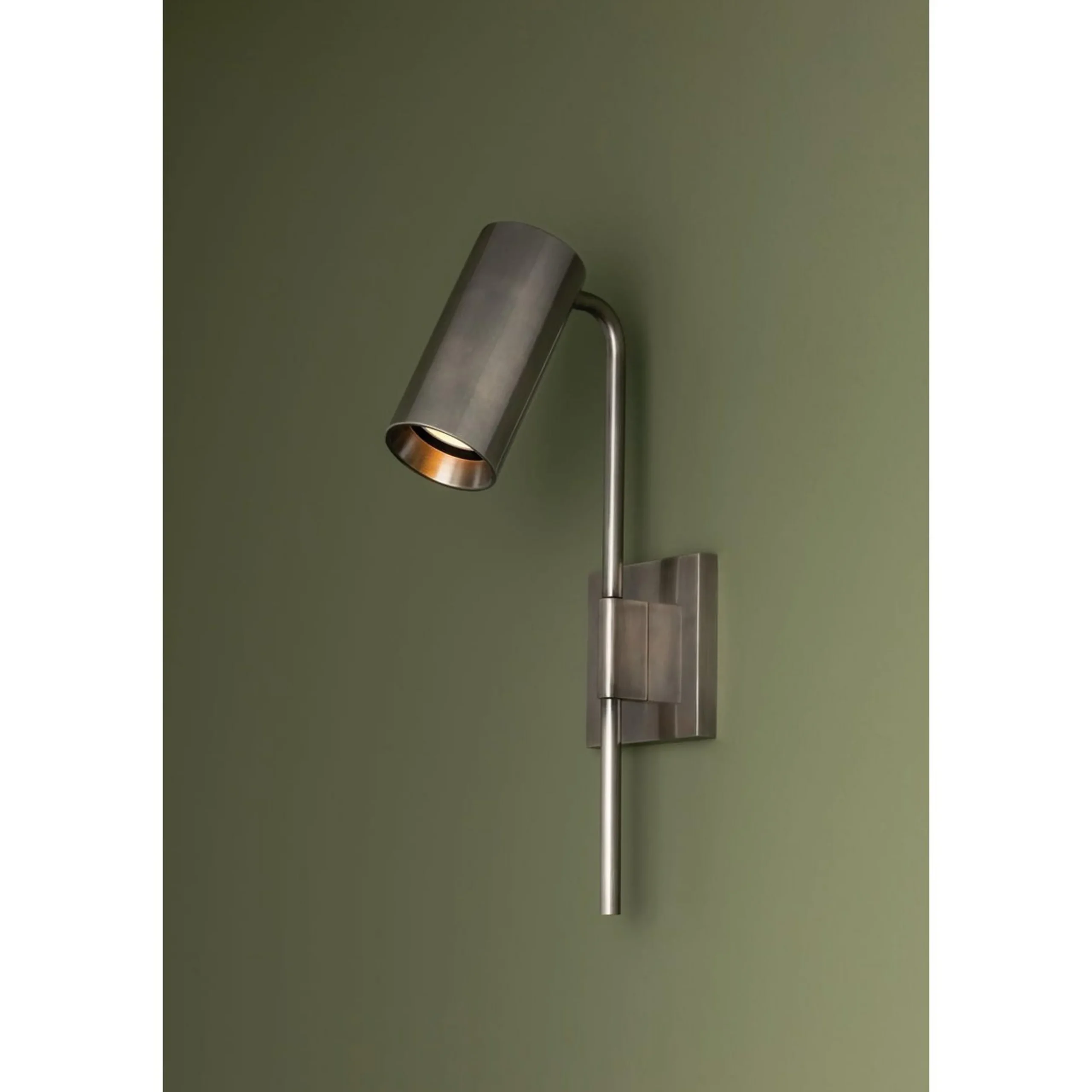 Quan Swing Arm Sconce