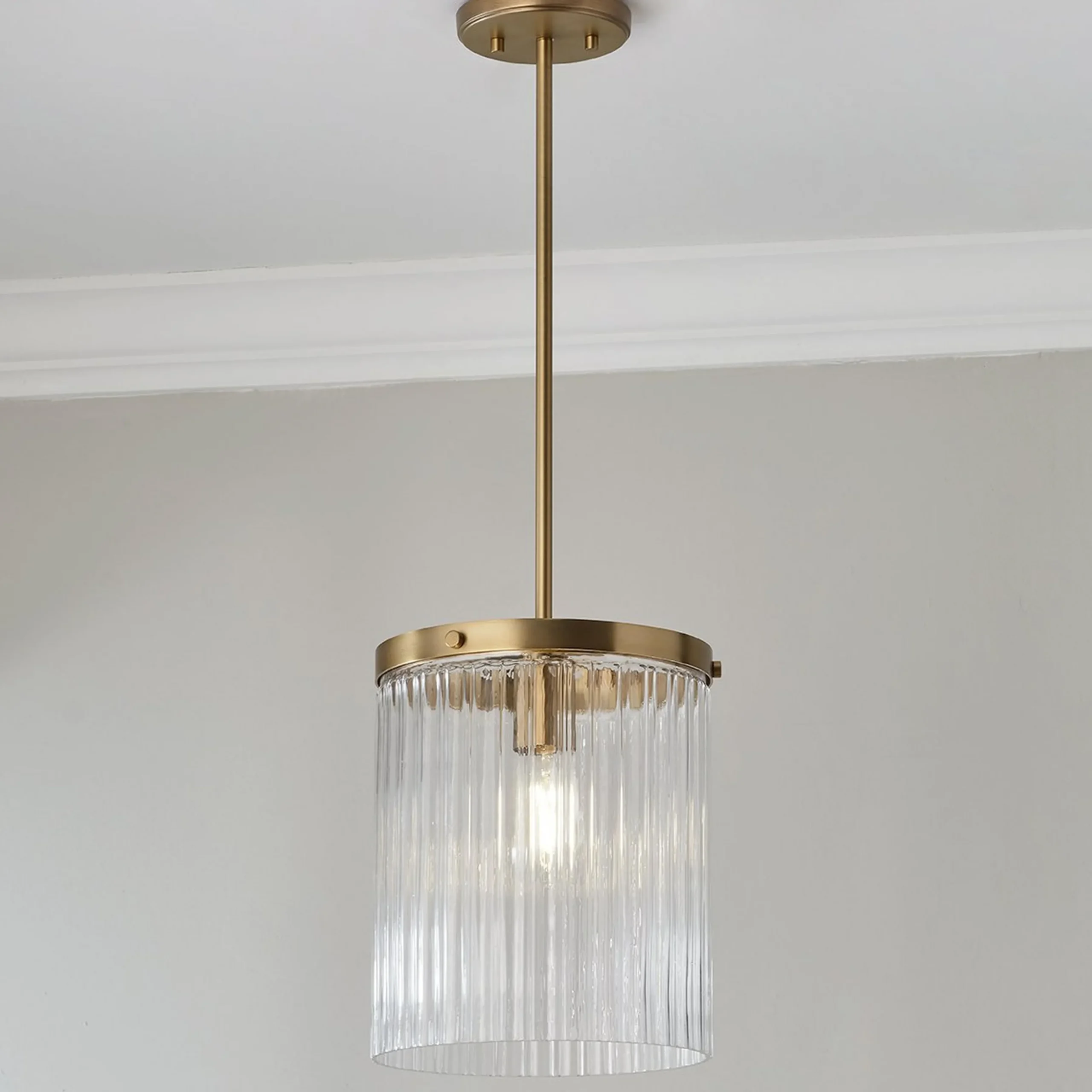 Ruthland Pendant