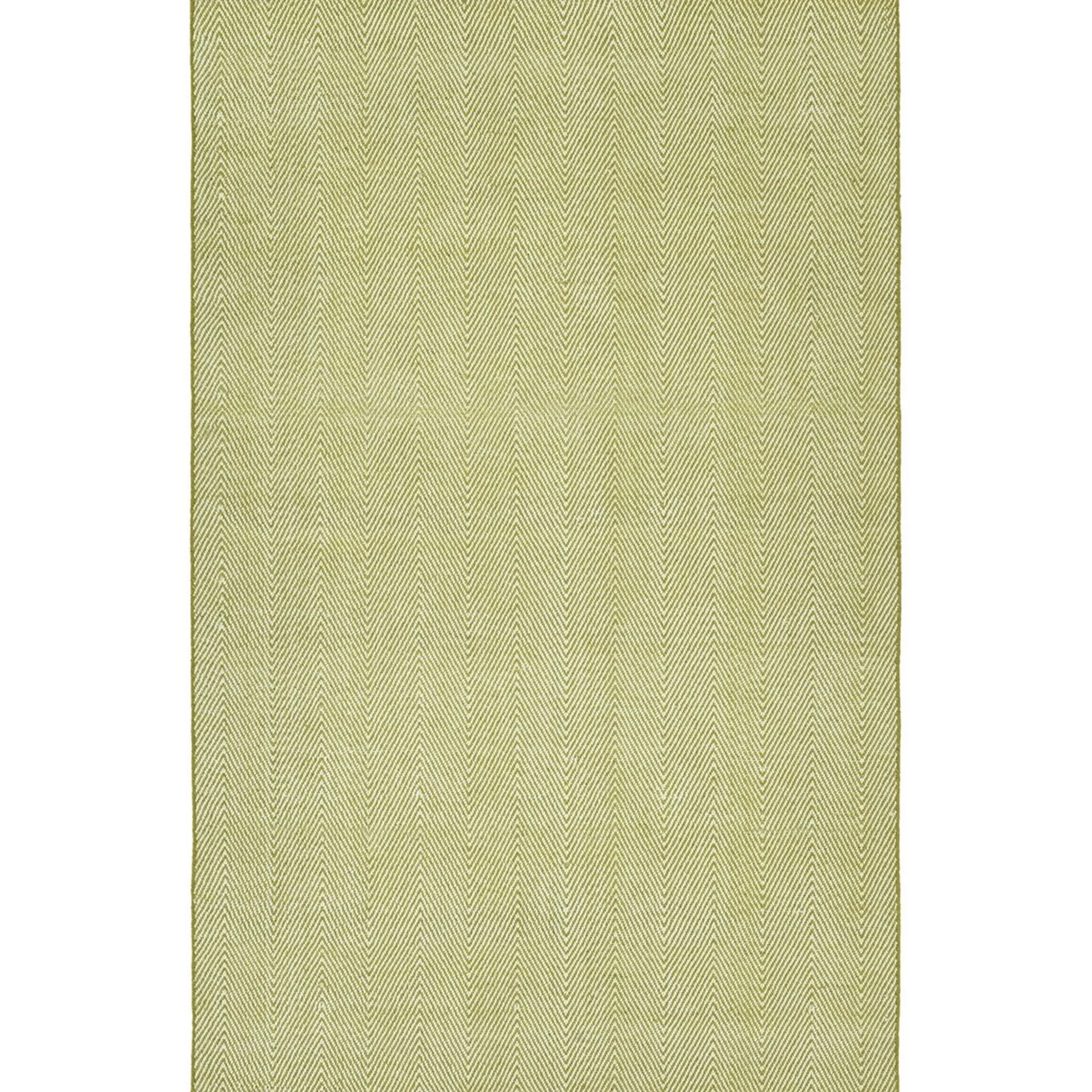 Sophisticated Chevron Indoor / Outdoor Rug