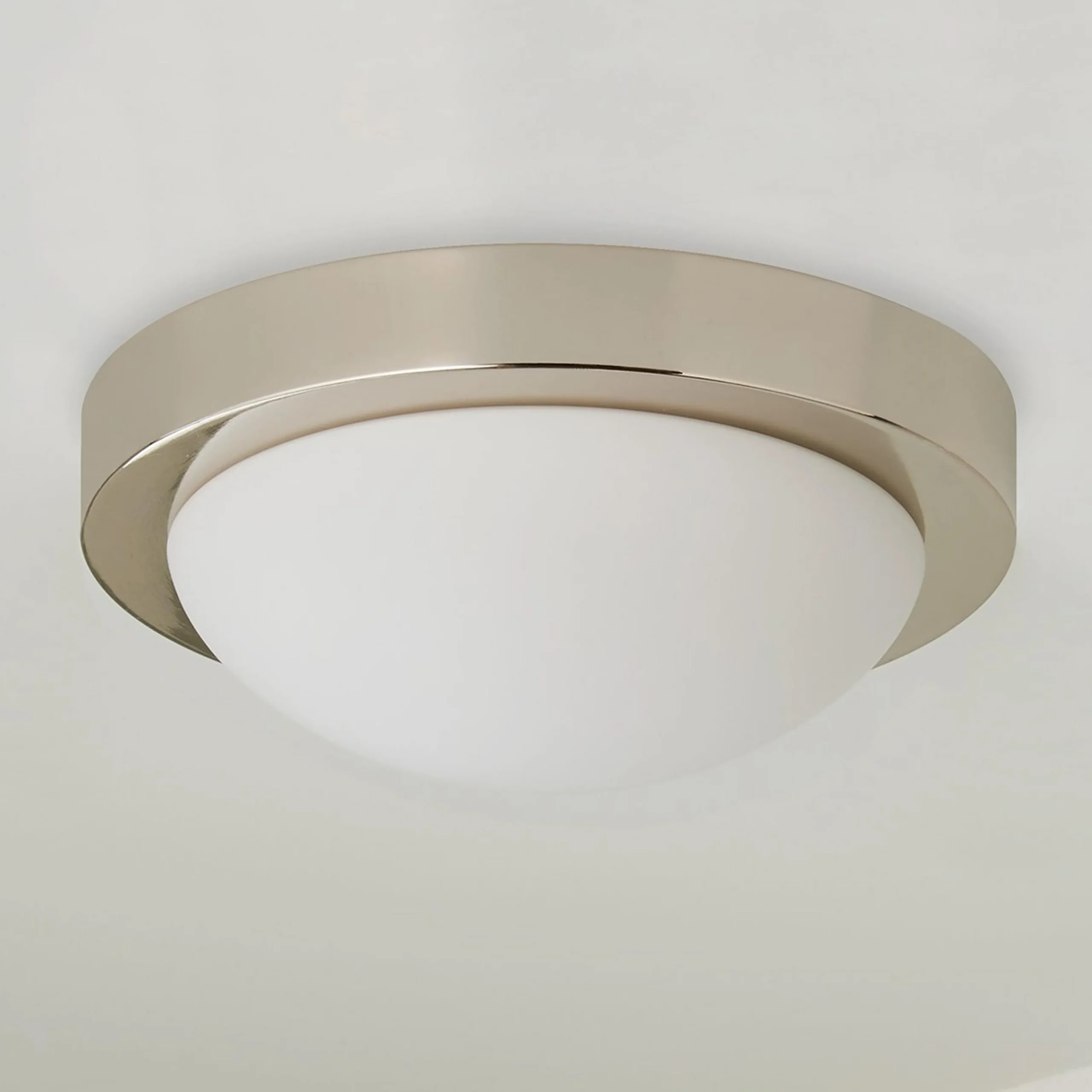 Streamlined Ceiling Light - Medium