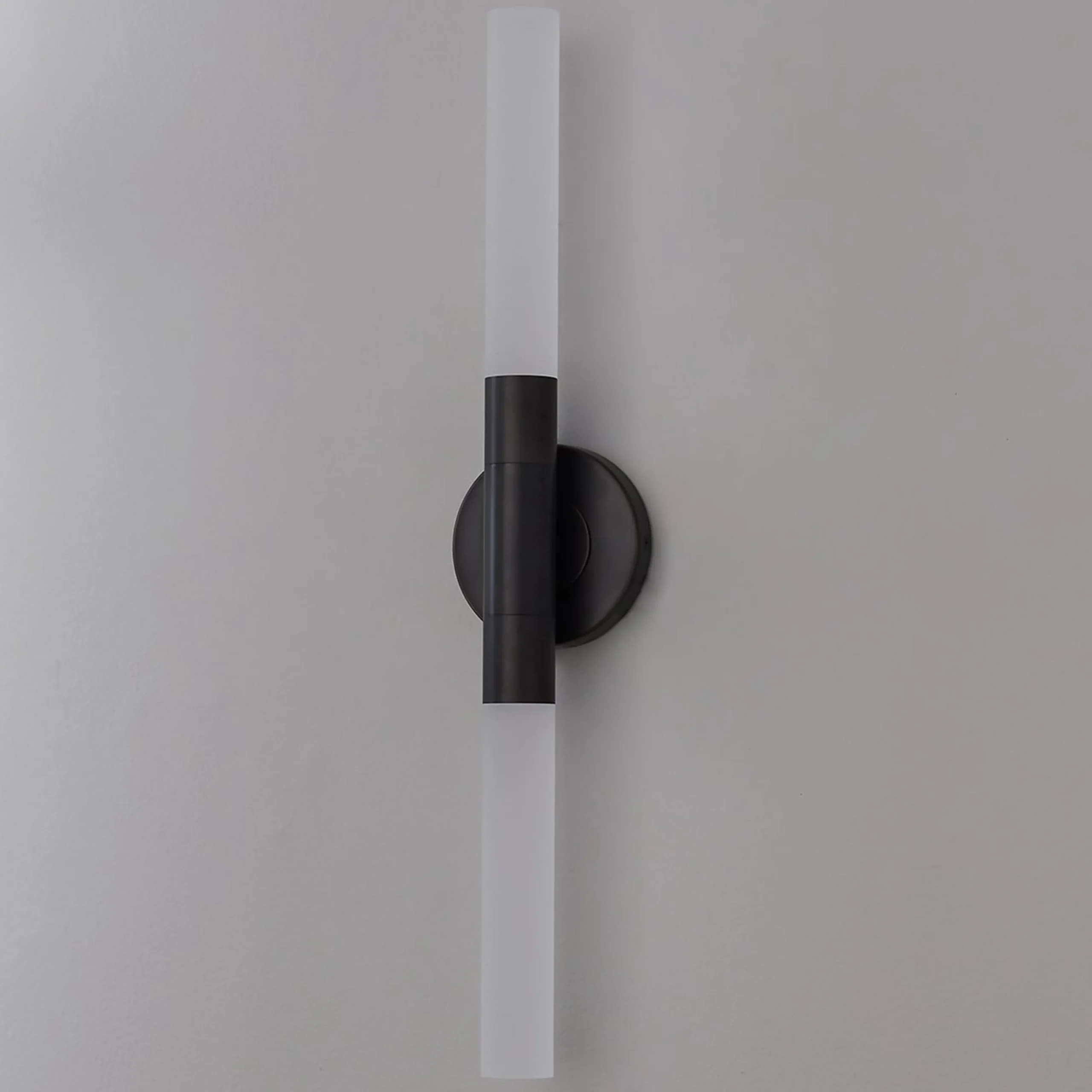Thadeo Double Sconce