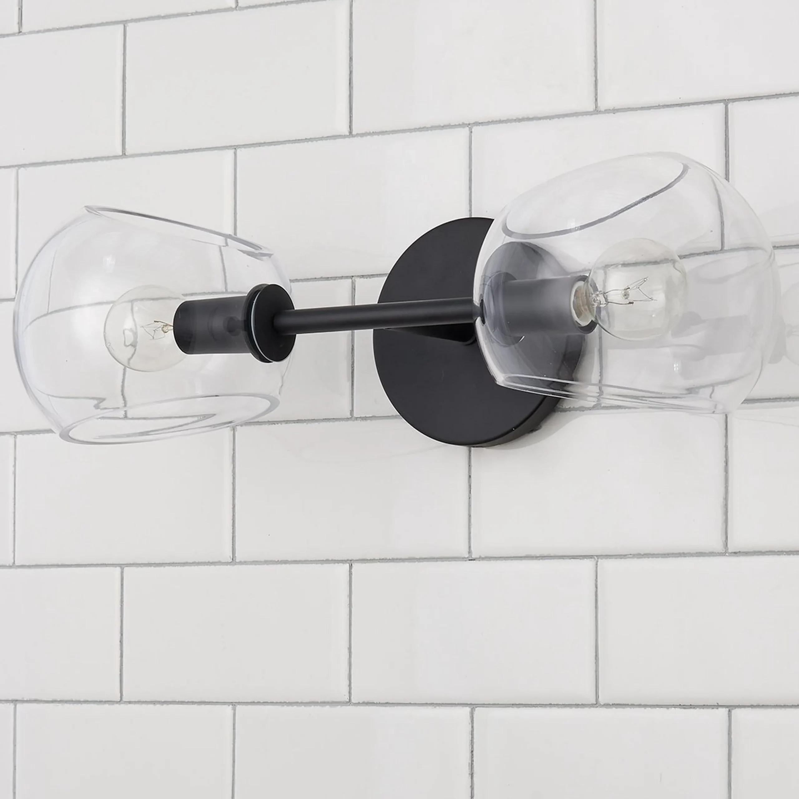 Xaviero Glass Vanity Light - 2 Light - Clear