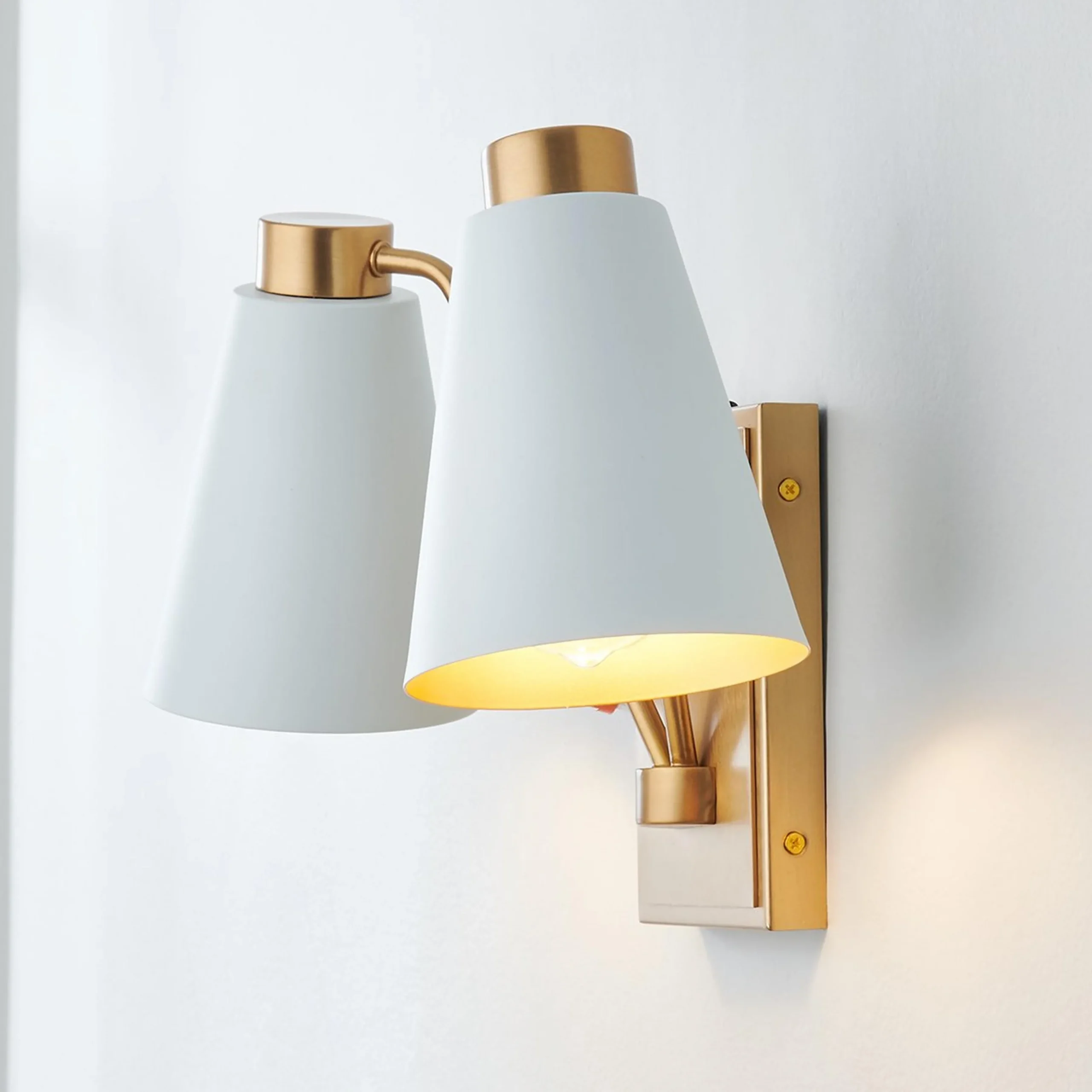 Yamilet Sconce - Cone Shade